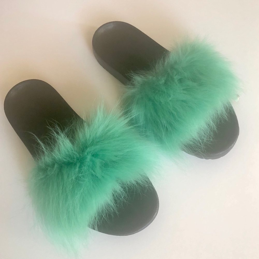 UGG Real Rabbit Fur Slides - Picture 3 of 4